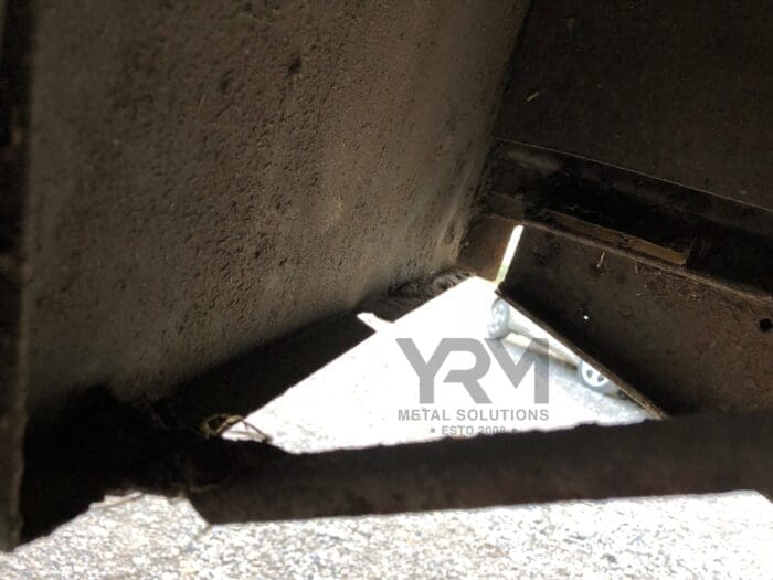 Mudflap & Wing Stay Reinforcing Bracket - LR Defender 110 - Image 3