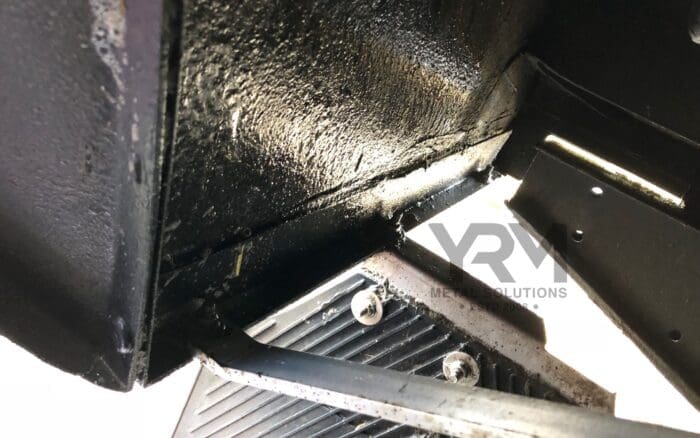 Mudflap & Wing Stay Reinforcing Bracket - LR Defender 110 - Image 2