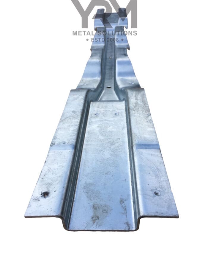 HDG Rear Tub Under Floor Reinforcement/Support Crossmember - LR Defender & LR Series 2/2A/3 - Image 4