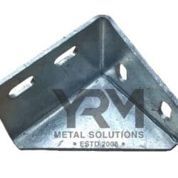 LHS HDG Sill Rail to Mid Crossmember Bracket - LR Defender 110/130 (4 or 5 Door)