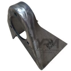 LHS Rear Trailing Arm Chassis Bracket - LR Discovery 1/RRC