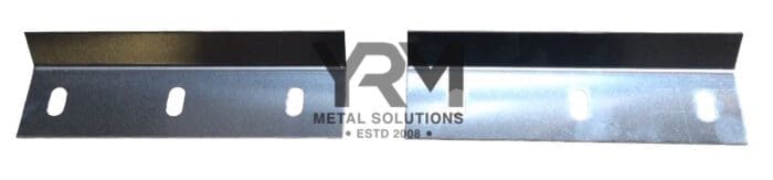 PAIR Front Wing to Innerwing Mud Shield Angle - LR Series 2/2A/3