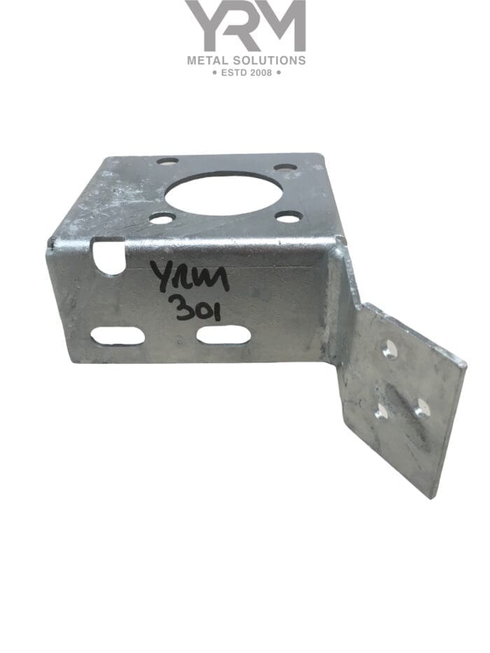 LHD HDG Steering Box Bracket  - LR Series 2/3 - Image 4
